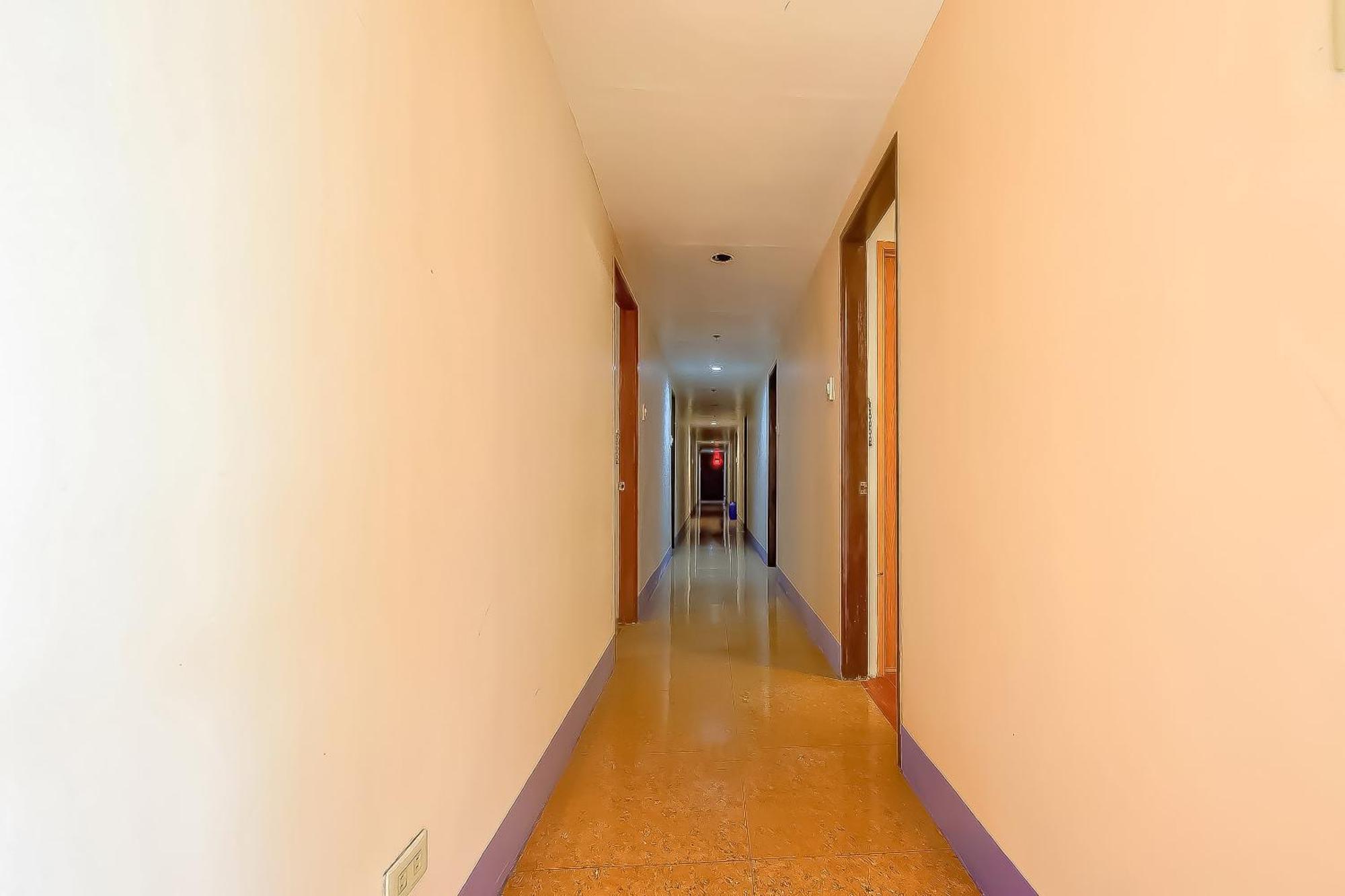Cote D' Azure Hotel Las Pinas Exterior photo
